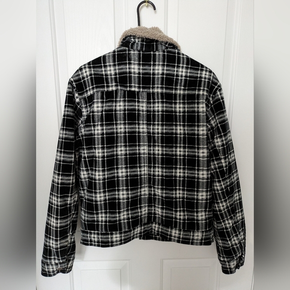 Urban OutfittersFlannel SherpaBomber Jacket - Picture 3 of 7